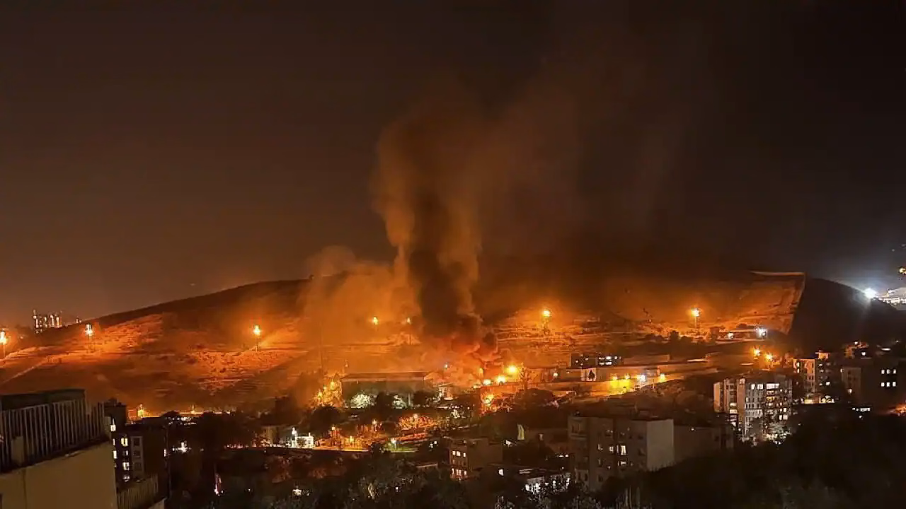 ran’s notorious Evin prison was engulfed in fires on Saturday, a few hours after prisoners defiantly chanted “death to the dictator” as anti-regime protests ...