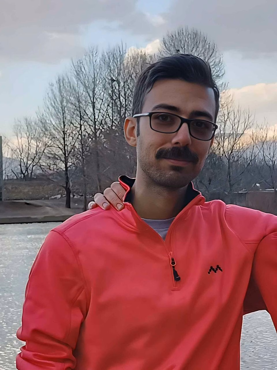 Reports indicate that Vahid Beni-Amarian, a political prisoner sentenced to death, has been returned to Ghezel Hesar Prison for the fourth time in the past two months after being transferred to a hospital—again without receiving any medical care.